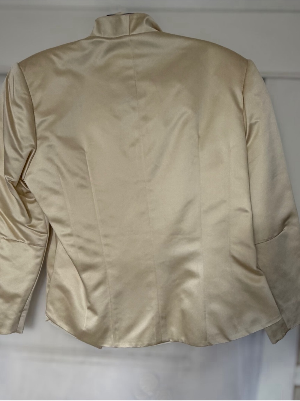 Craig Signer Silk Jacket from Saks Fifth Avenue, Brand New - Picture 5 of 7